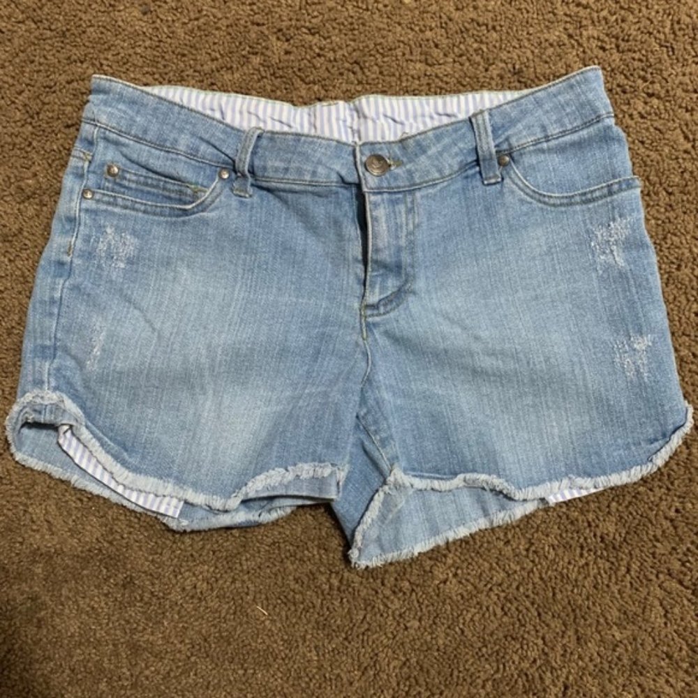Dream Out Loud: Light Jr Denim Shorts